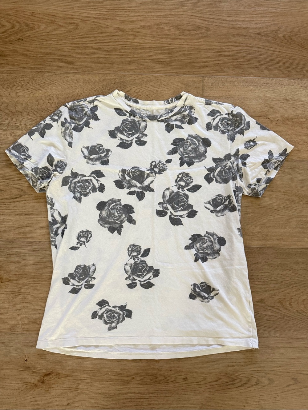 AllSaints Thorne SS Crew Graphic T-Shirt XS Oversized Rose Print